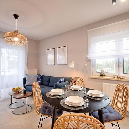 E-Apartament Nad Morzem Apartamentuj Миелно Екстериор снимка